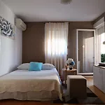 Apartment With Wifi - 12072